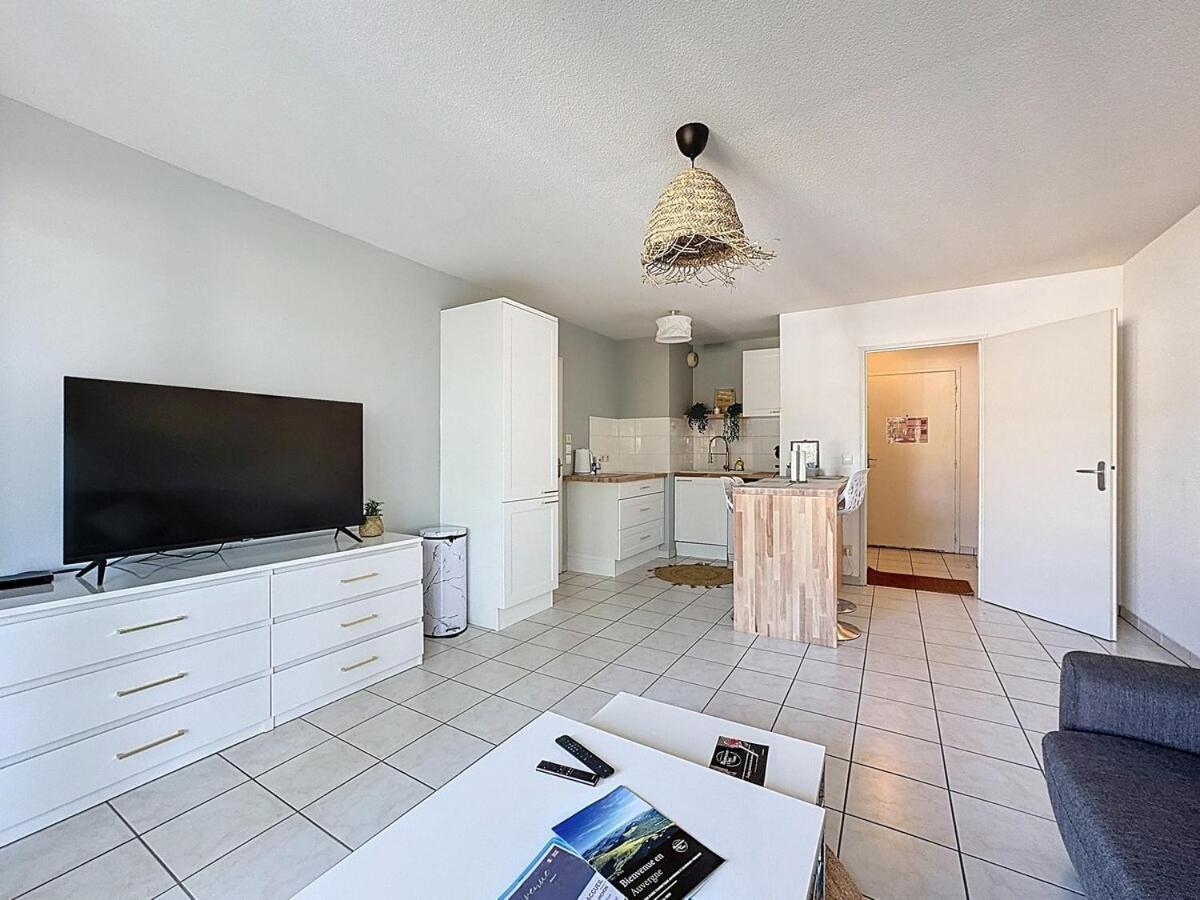 Апартаменты Sejour Cosy - Lit 180X200 - Wifi - Parking Клермон-Ферран Экстерьер фото